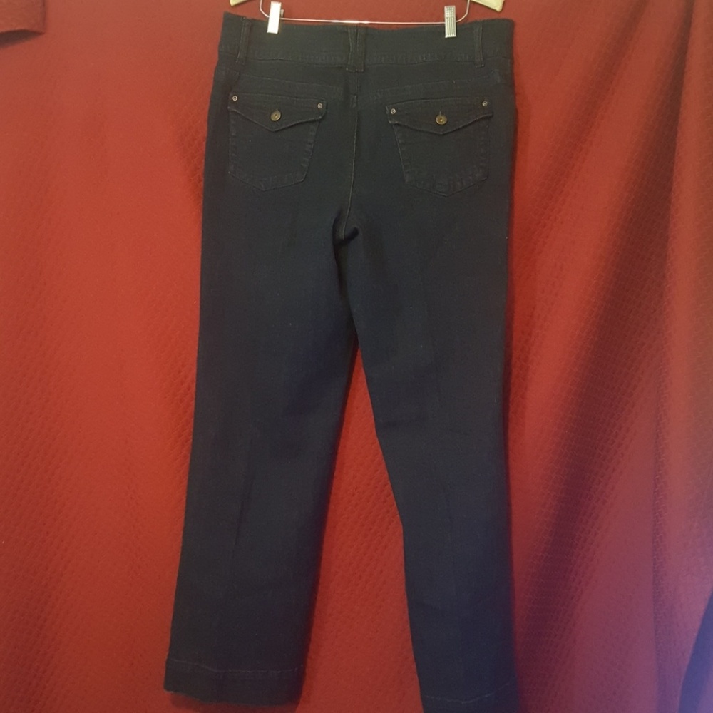 Jeans - Picture 2 of 6